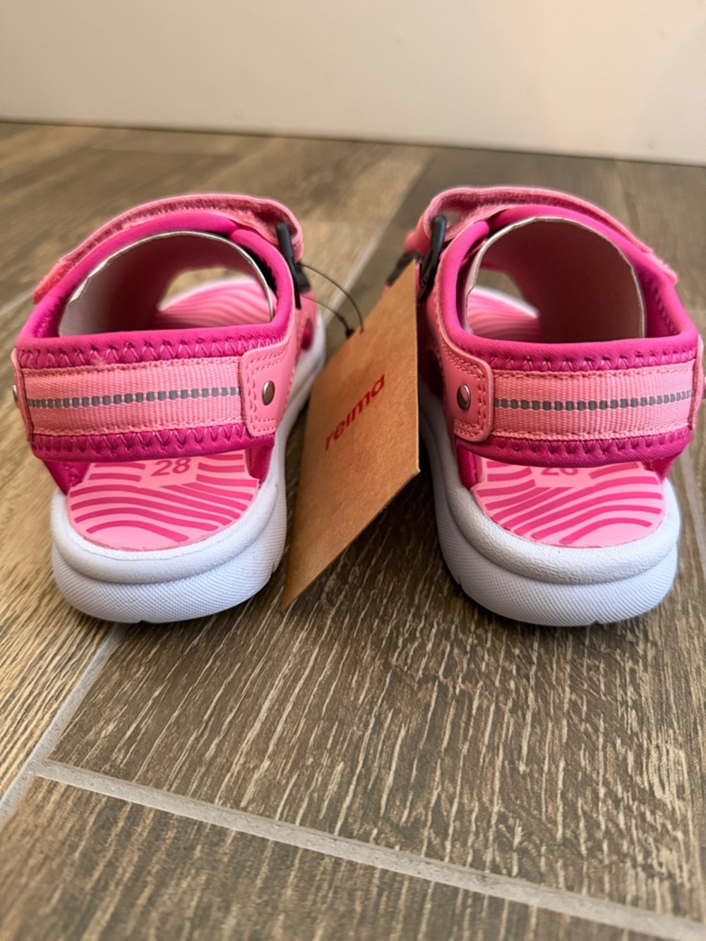 Reima Girls’ Bungee Sunset Pink Velcro Sandals—11 - Picture 13 of 15